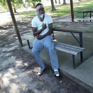 Meet your Posher, Taj